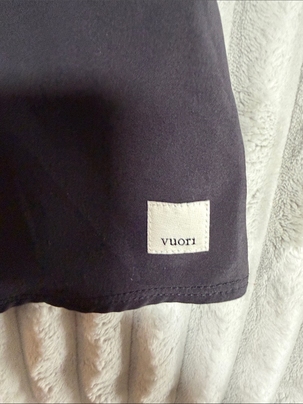 Vuori Black Tank Top - Picture 5 of 5
